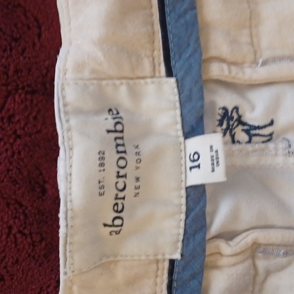 Abercrombie shorts size 16 - Picture 3 of 6